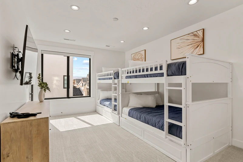 Two Full Bunks with Trundles