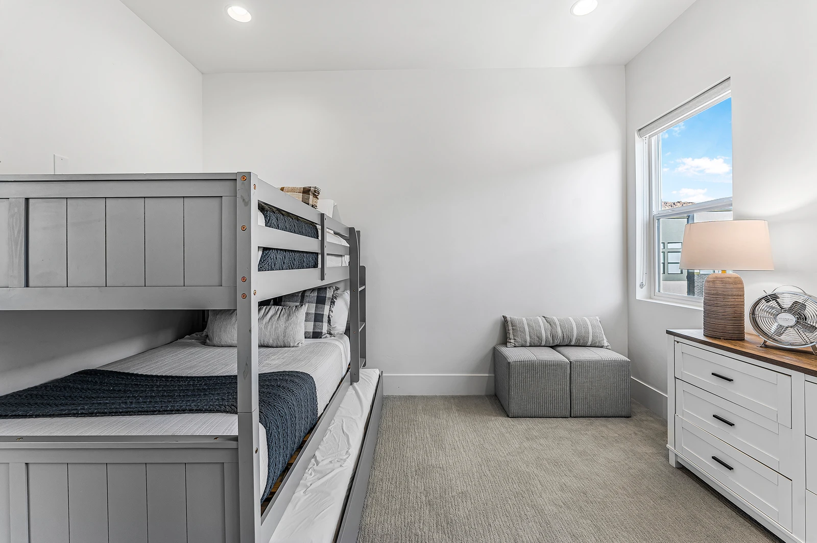 Full/Full Bunk +Twin Trundle