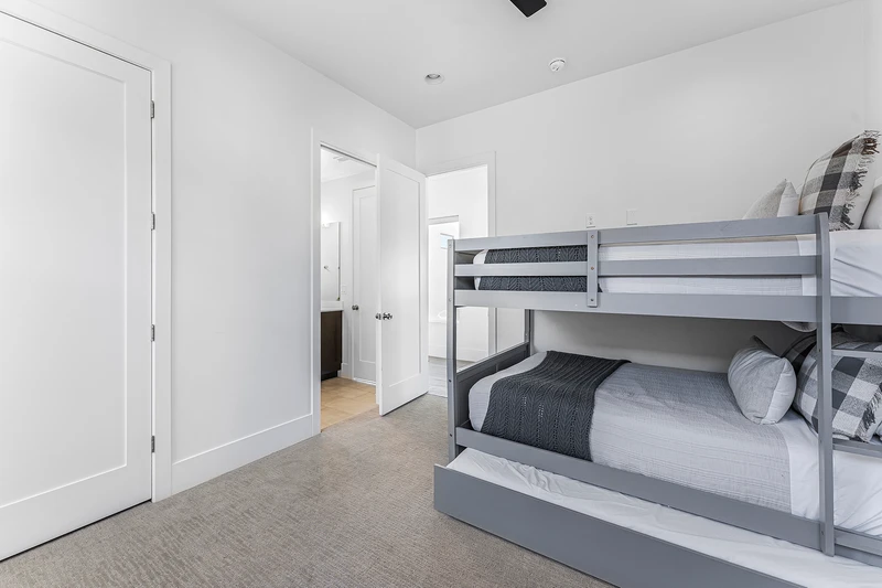 Full/Full Bunk + Twin Trundle