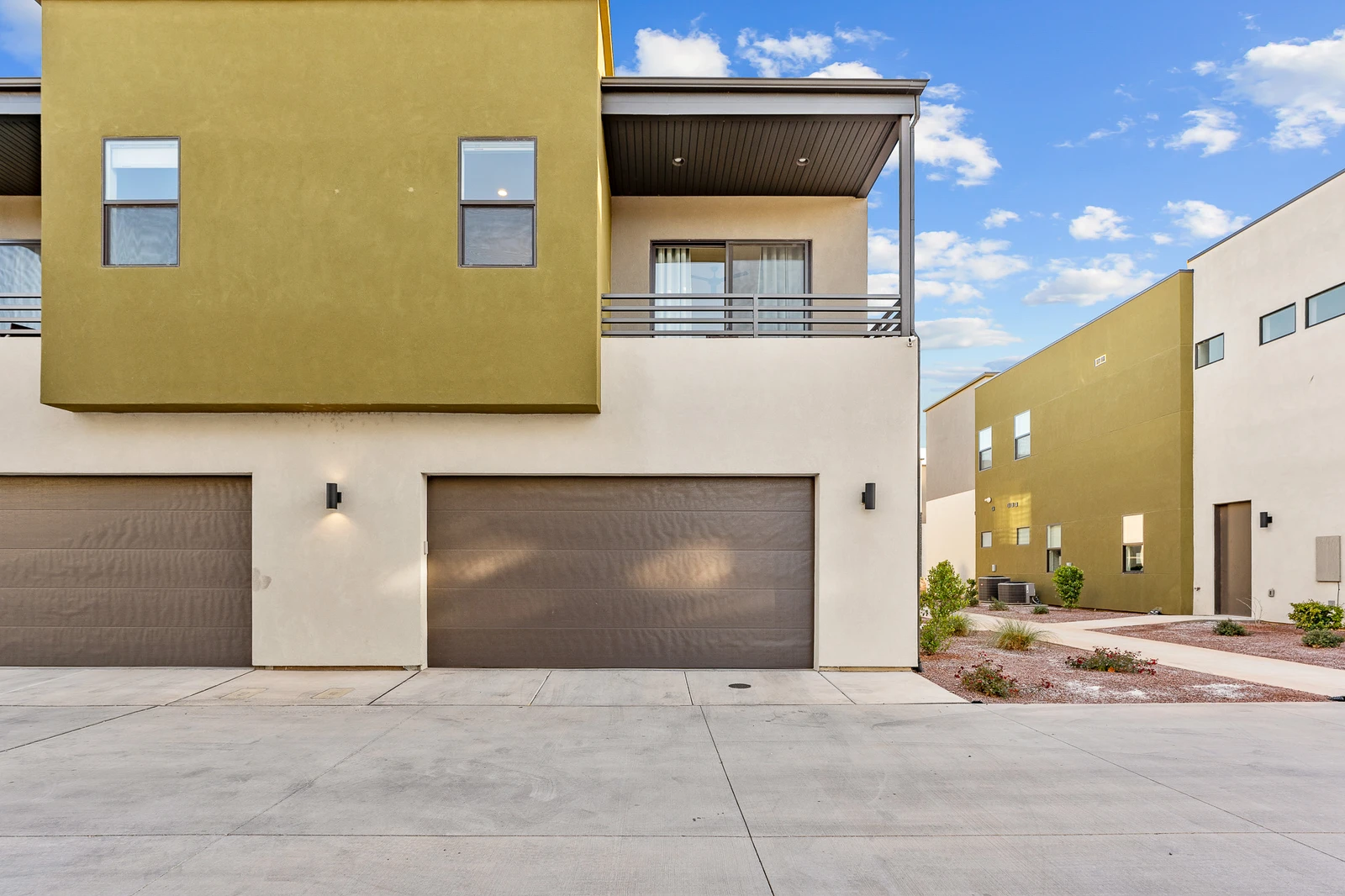 Double Car Garage