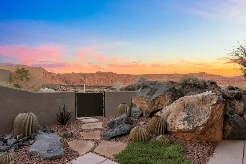 Scenic Snow Canyon Views