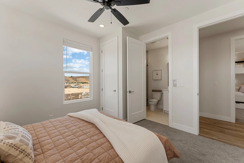 Queen Bedroom