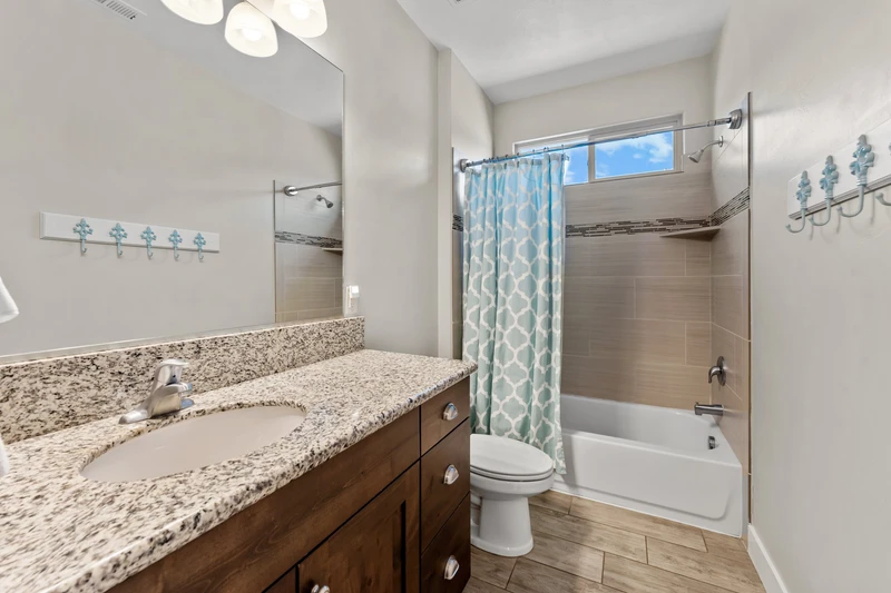 Unit 1 Bathroom