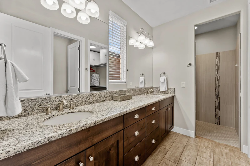 Unit 1 Bathroom
