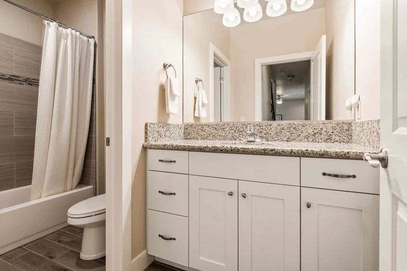 Unit 2 Bathroom