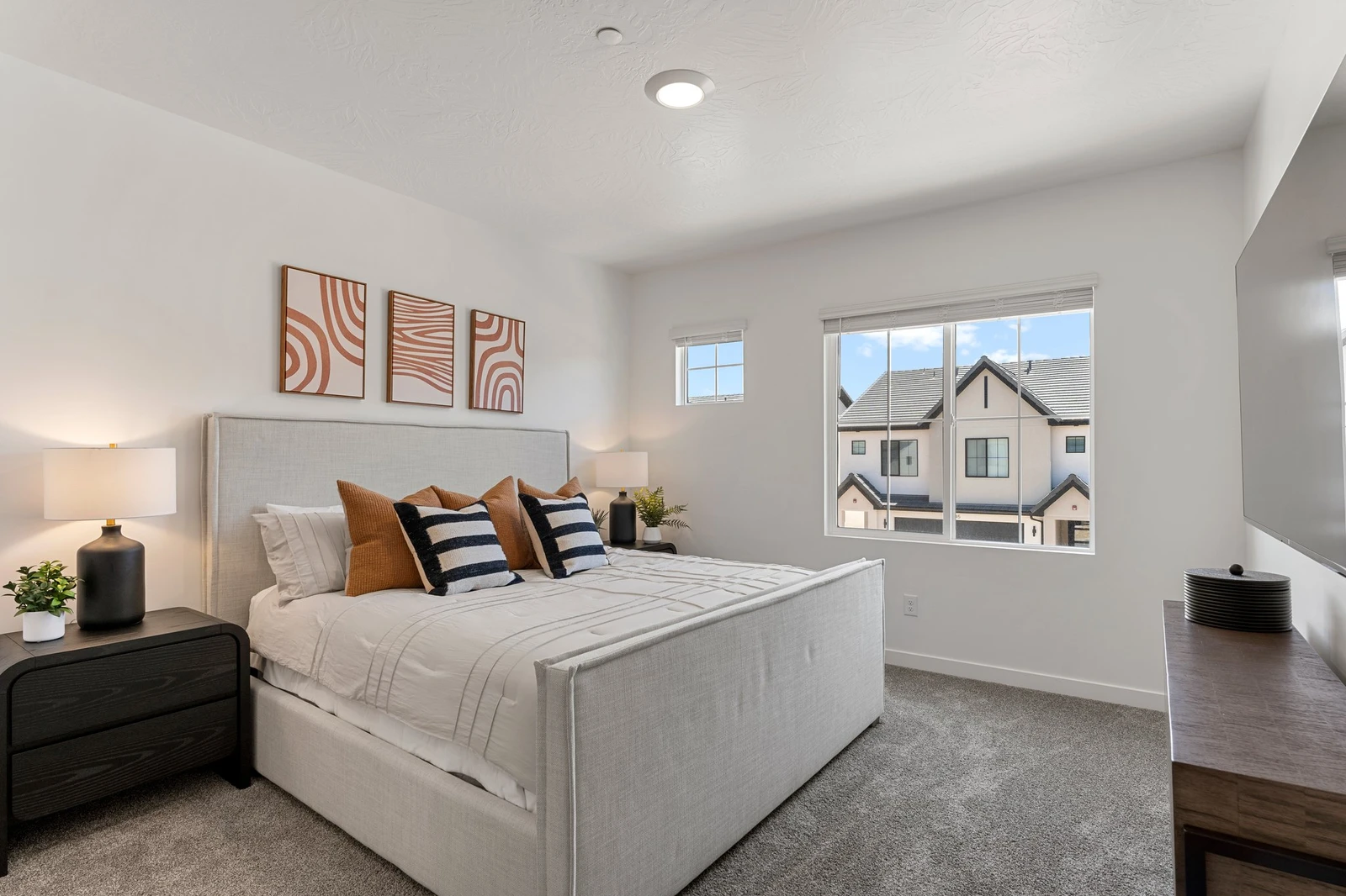 King Bedroom
