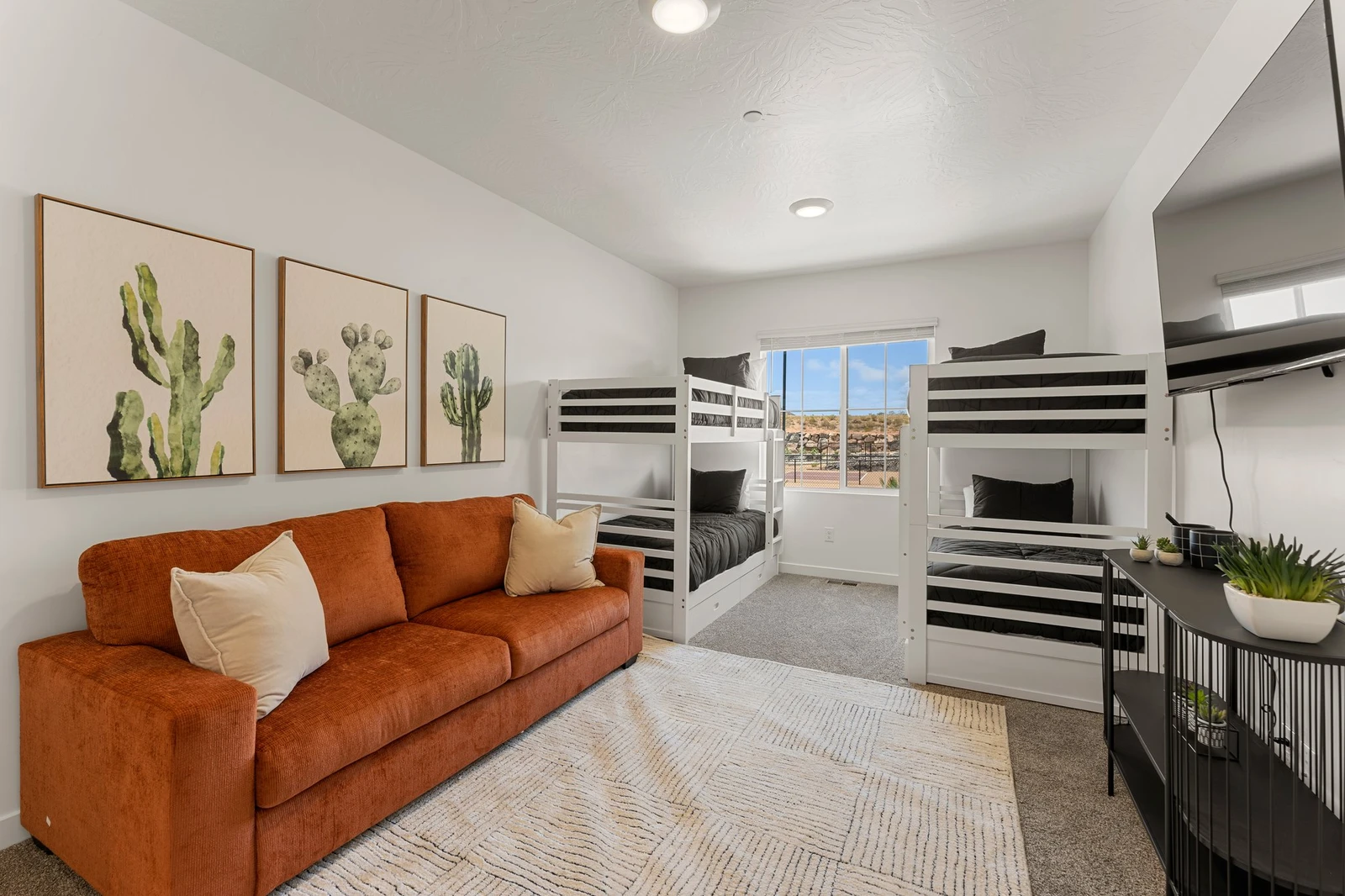Queen Sofa Sleeper + 2 Twin/Twin Bunks