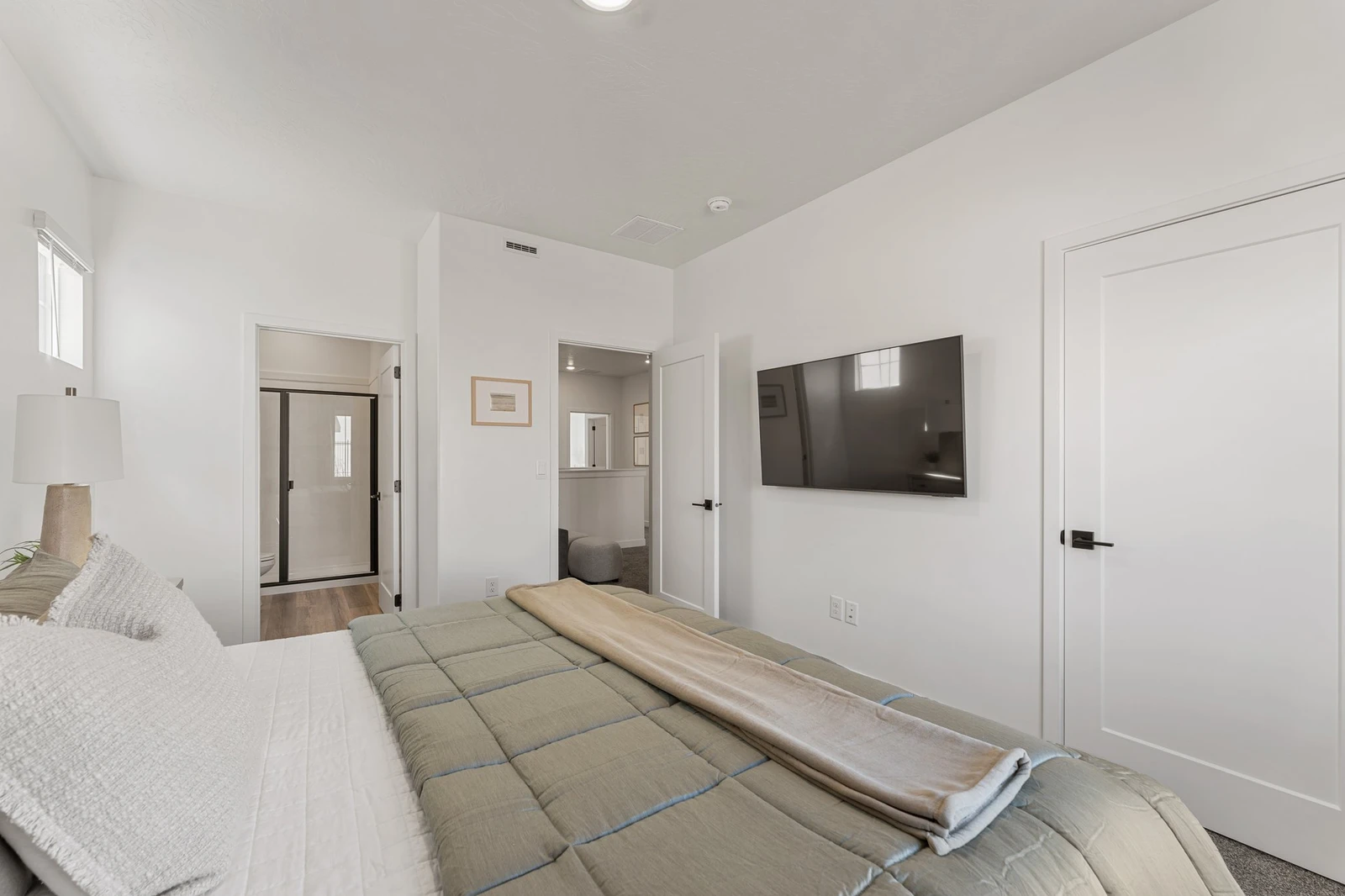 King Bedroom