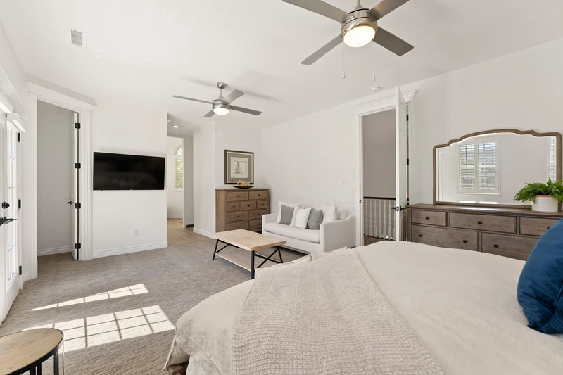 King Bedroom