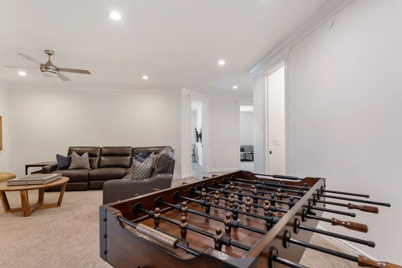 Loft - Air Hockey