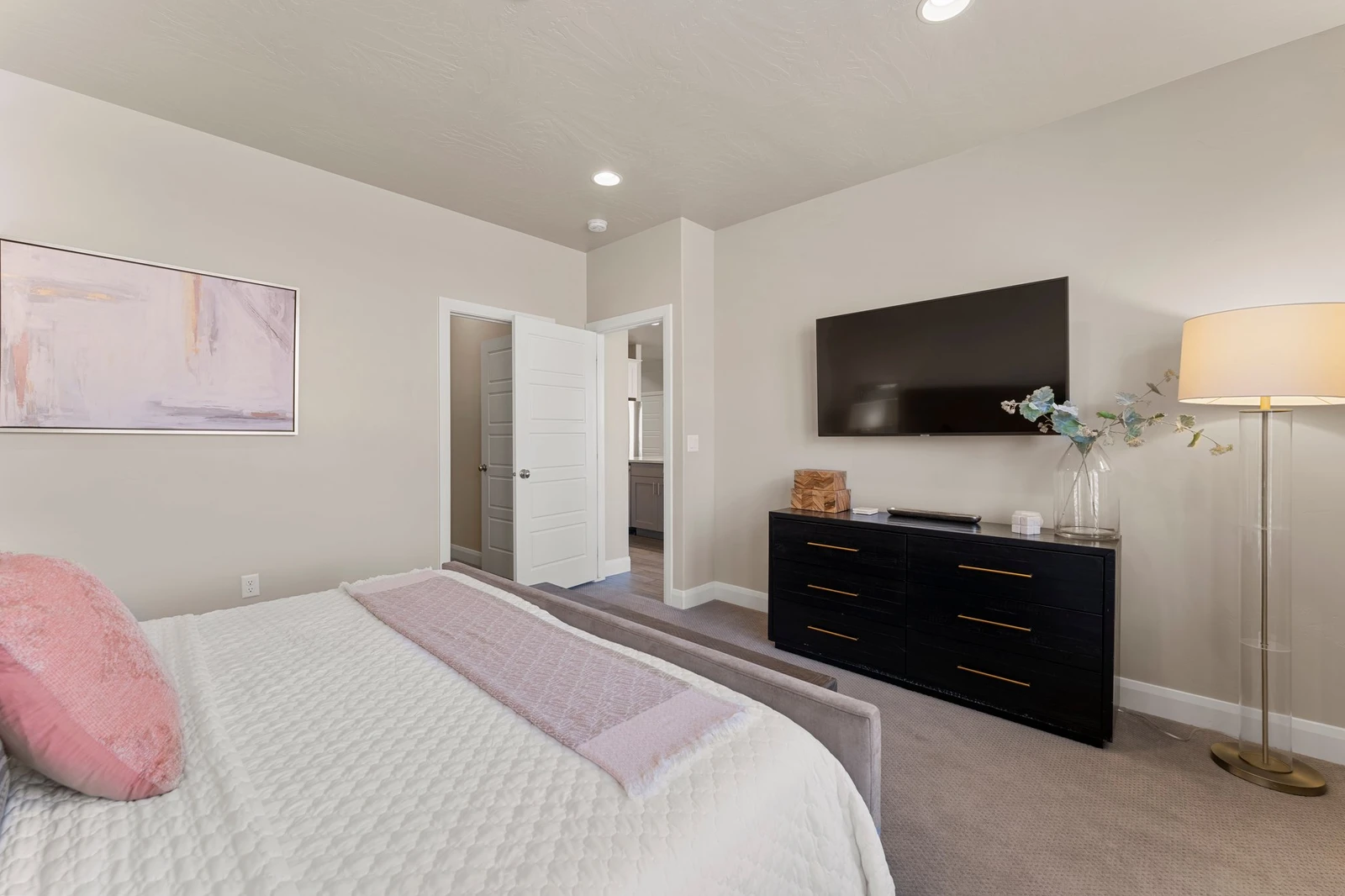 King Bedroom