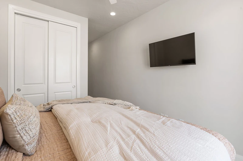 King Bedroom
