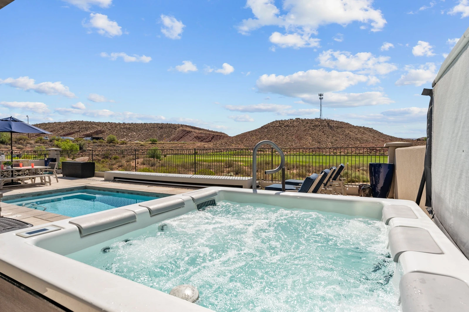 Private Hot Tub / Golf Course View
