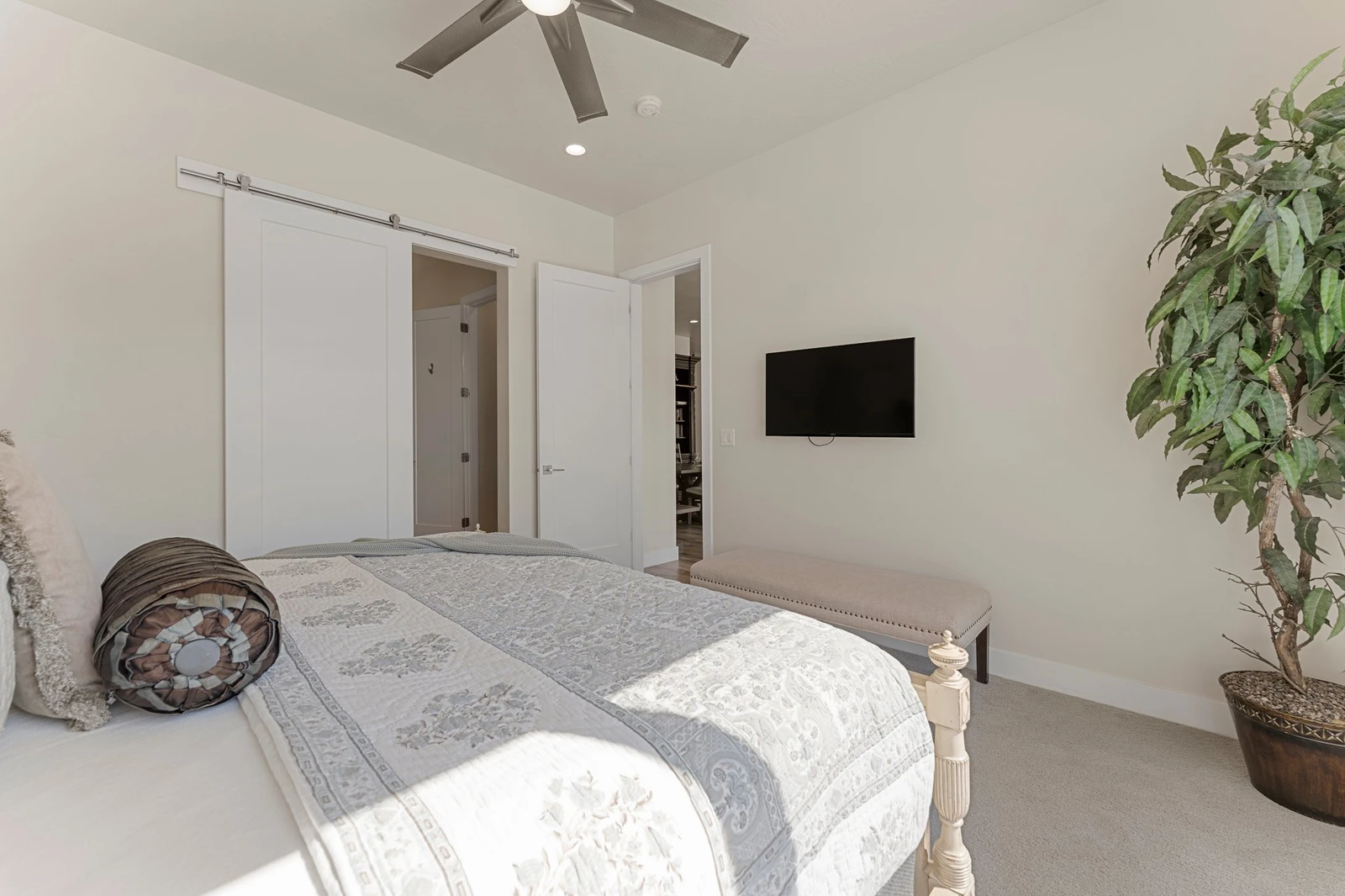 King Bedroom