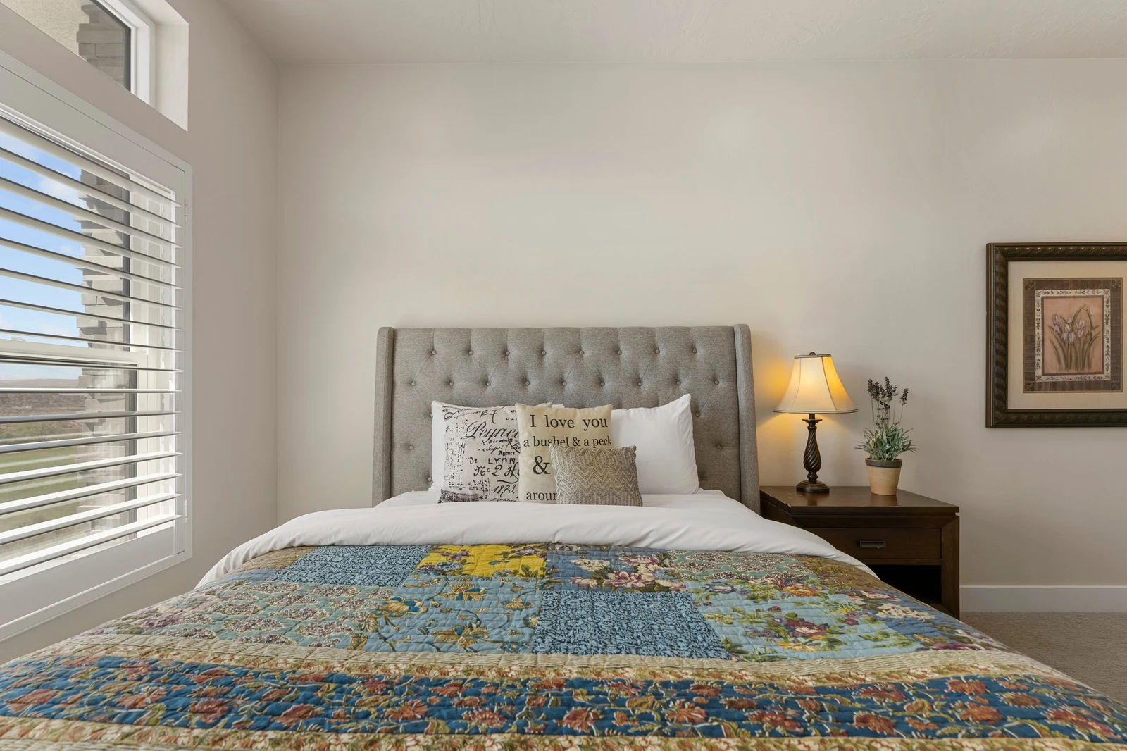 Queen Bedroom
