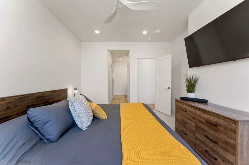King Bedroom