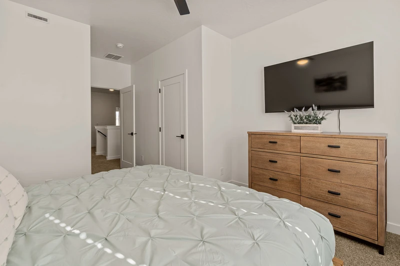 King Bedroom
