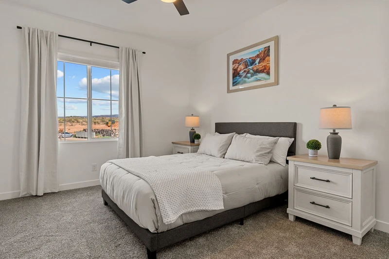 Queen Bedroom