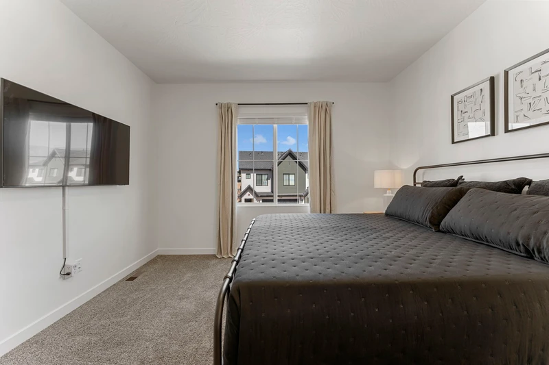 King Bedroom