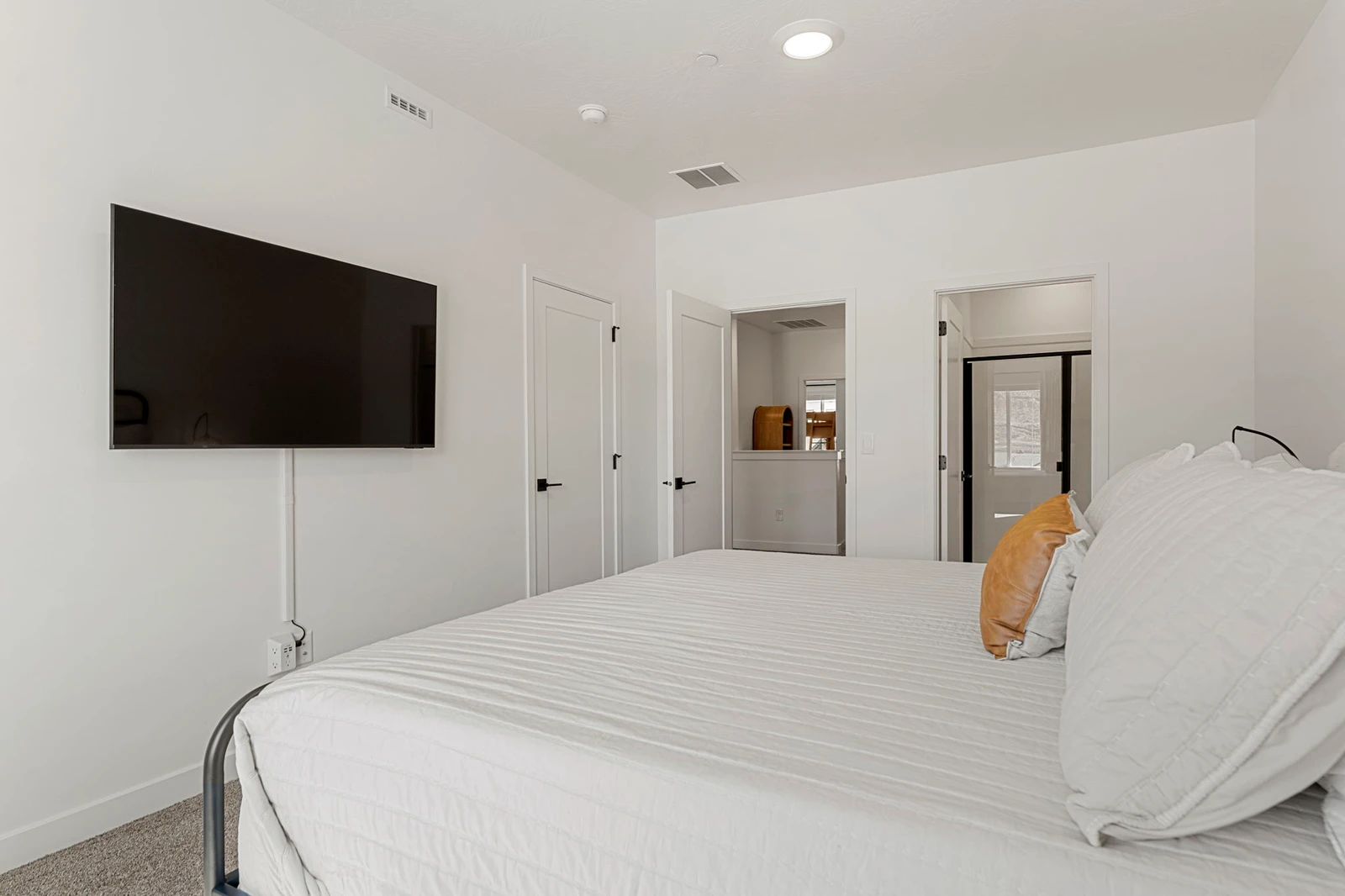King Bedroom