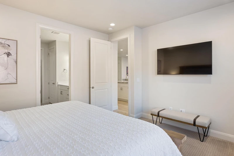 King Bedroom