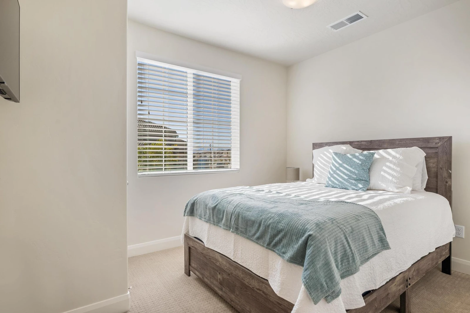 Queen Bed