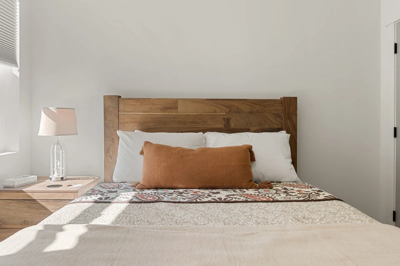 Queen Bedroom