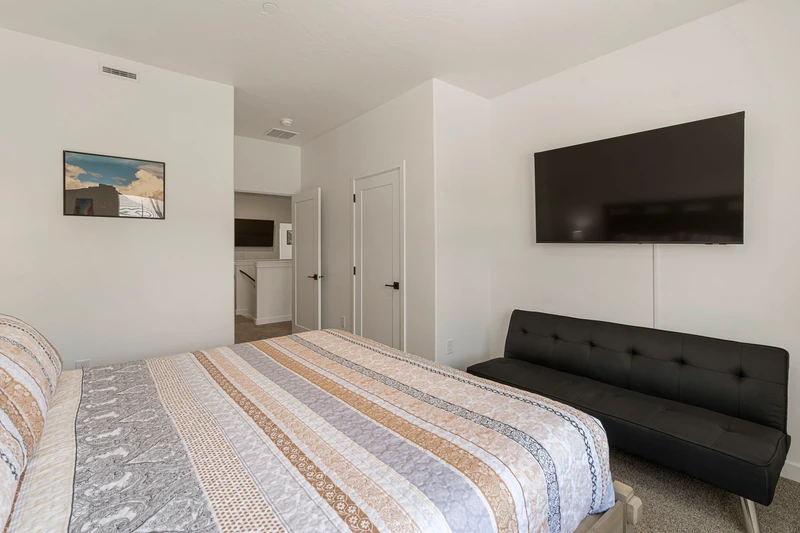 King Bedroom