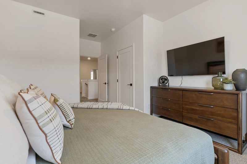 King Bedroom #2