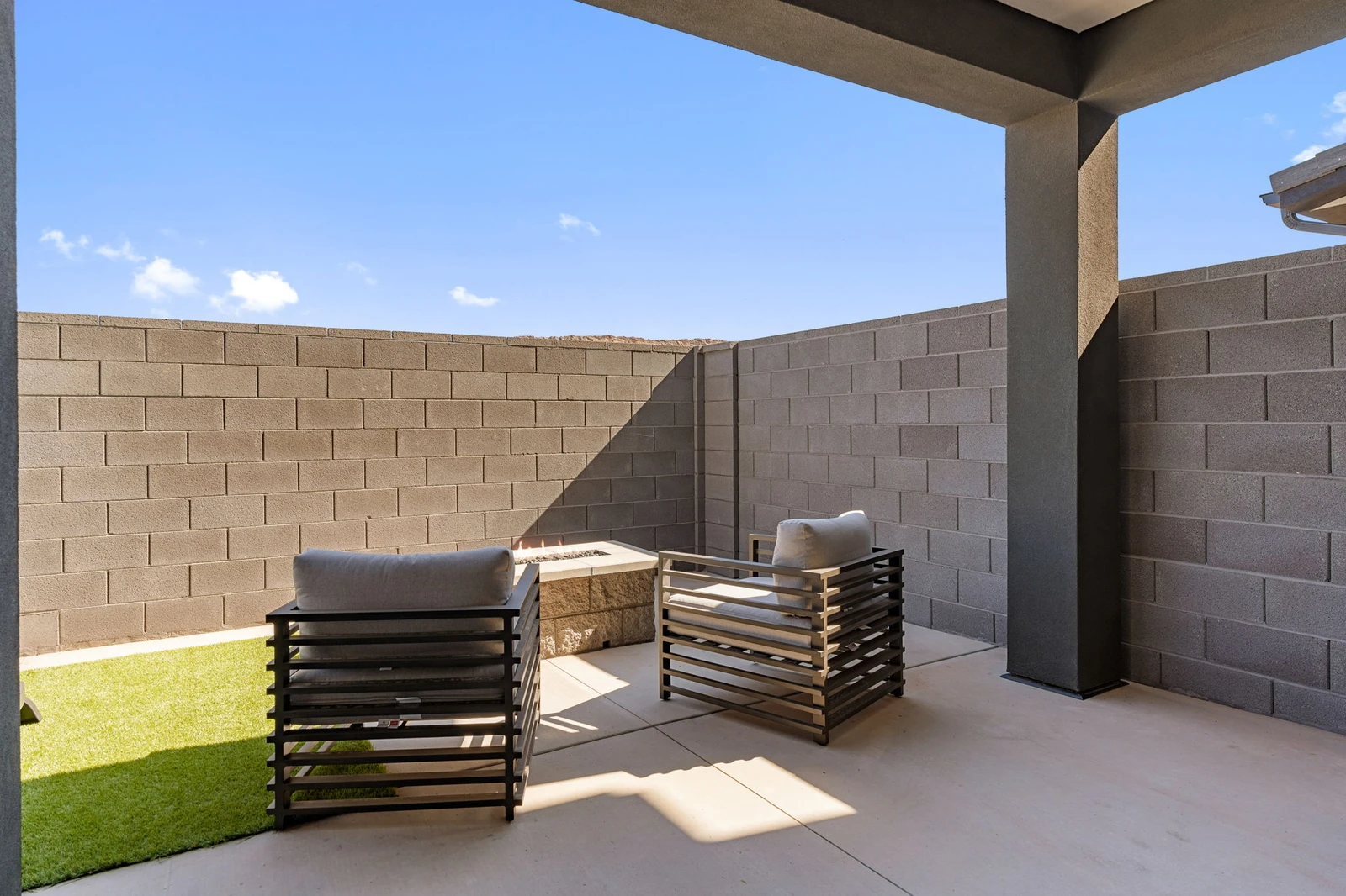 Outdoor Seating + Fire Table