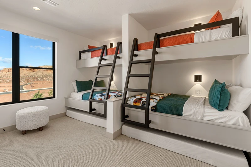2 Twin/Double Bunks