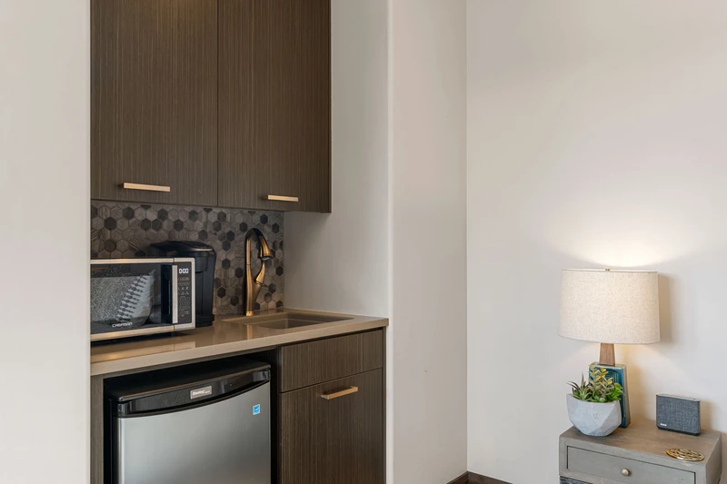 Queen Suite Casita Kitchenette