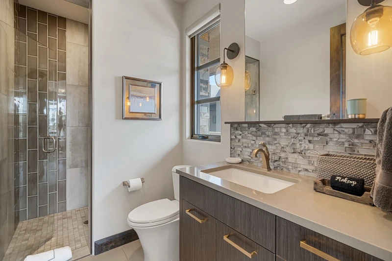 Private Queen Suite Casita Bathroom