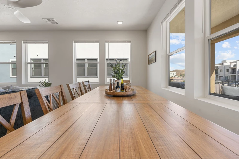Dining Room Tavle