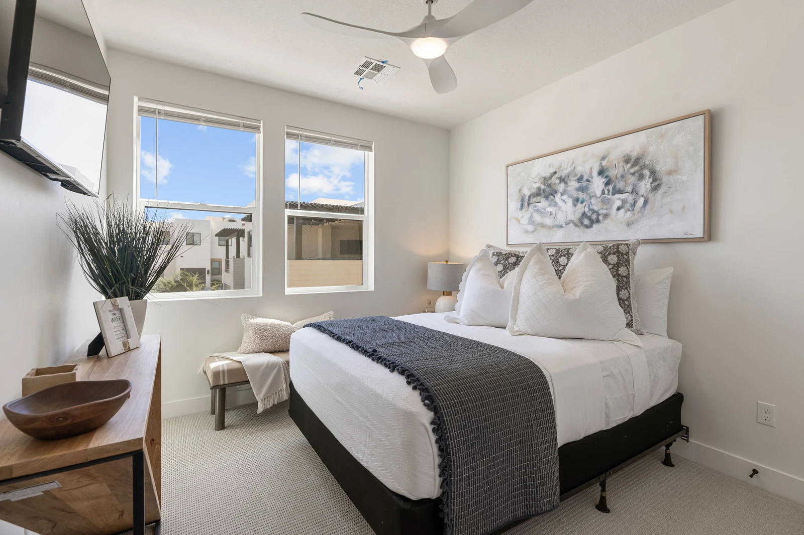 Queen Bedroom