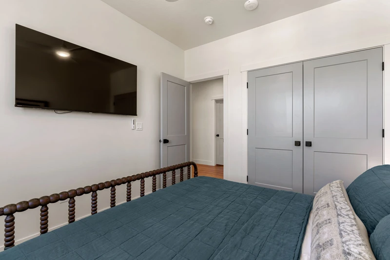 King Bedroom