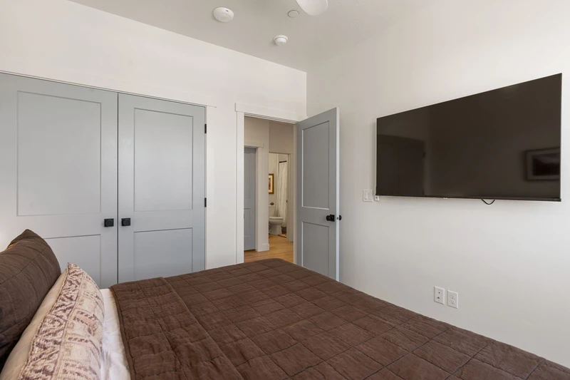 King Bedroom
