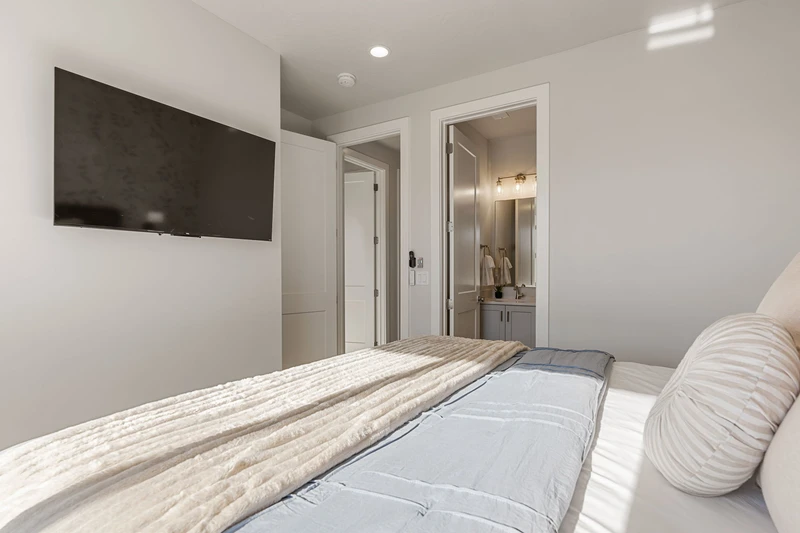 King Bedroom