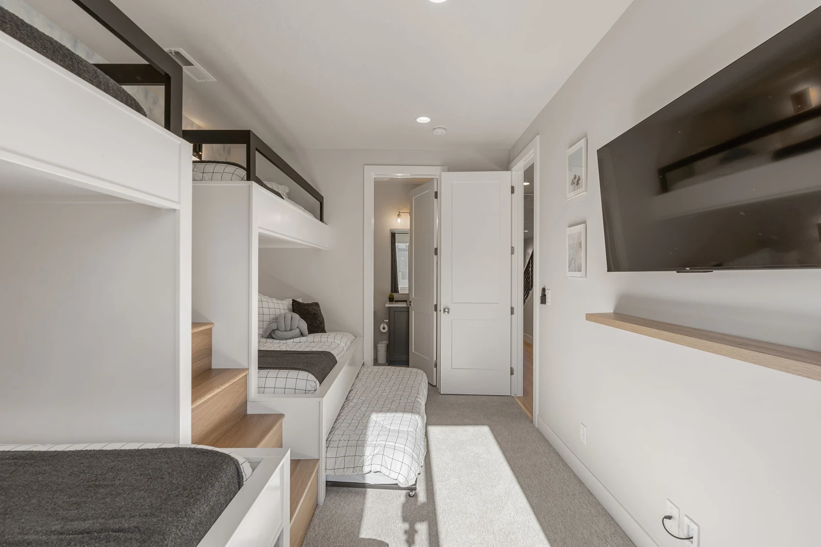 2 Twin/Double Bunks + 2 Twin Trundles