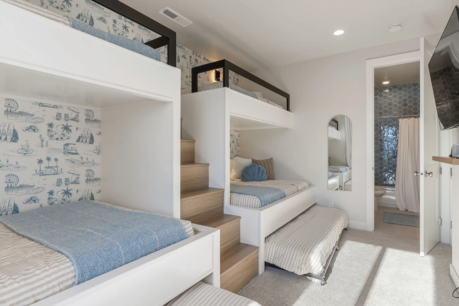 2 Twin/Double Bunks + 2 Twin Trundles