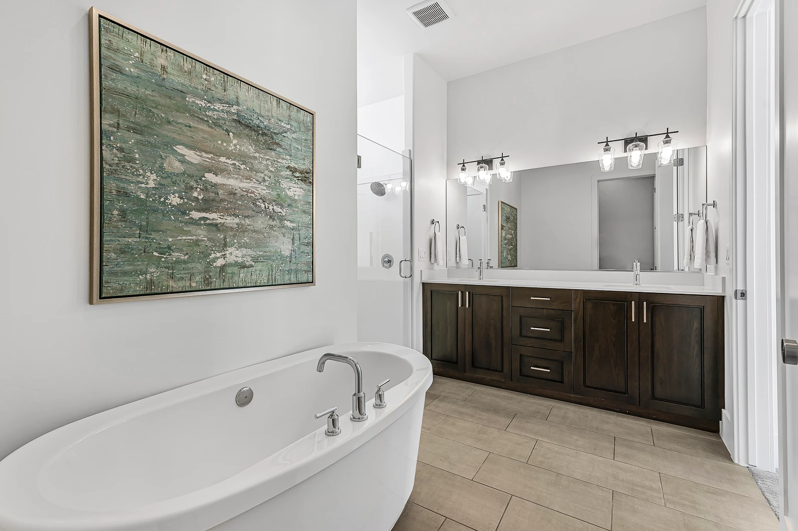 Full Bathroom #8