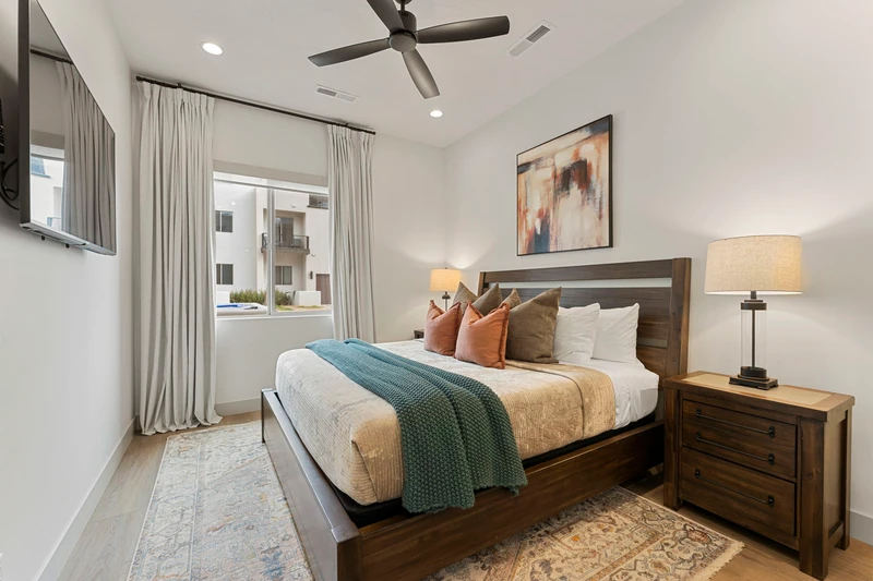 King Bedroom