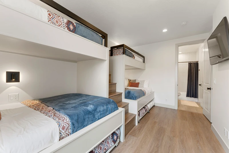 2 Twin/Double Bunks + 2 Twin Trundles