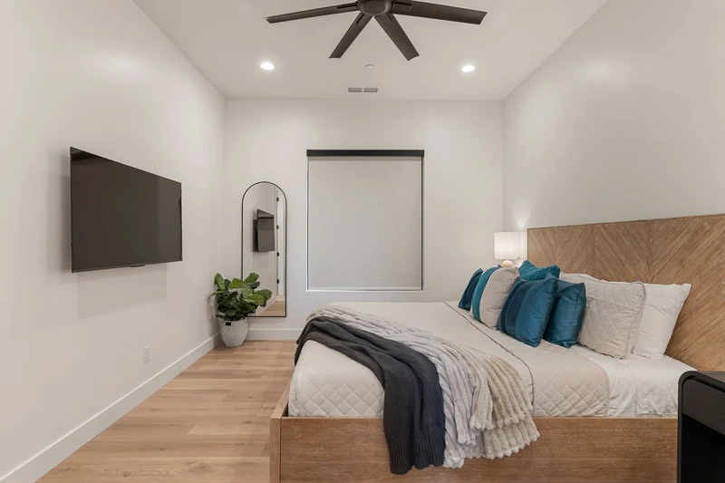 King Bedroom