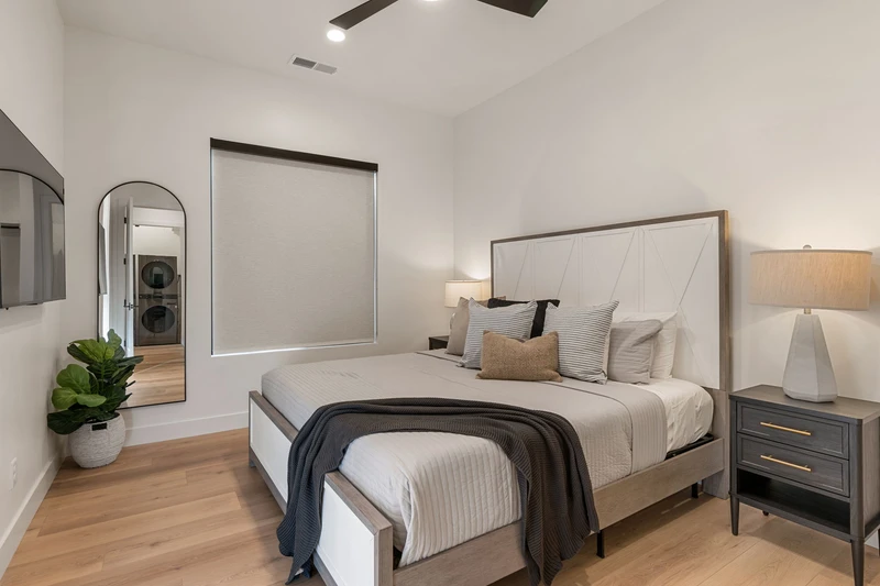 King Bedroom