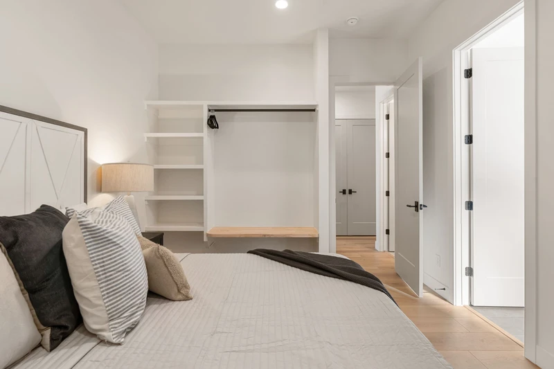 King Bedroom