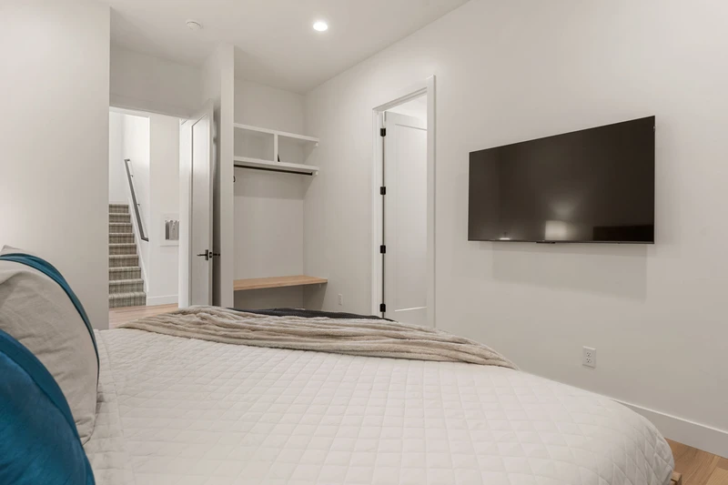 King Bedroom
