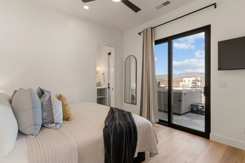 King Bedroom