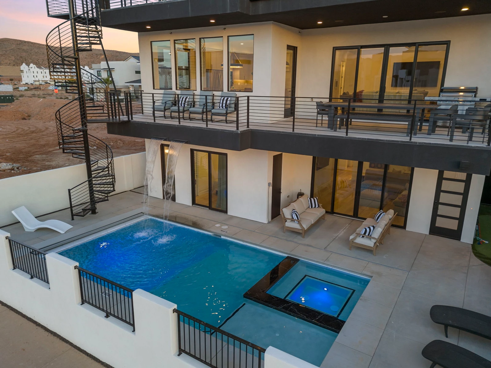 Private Pool