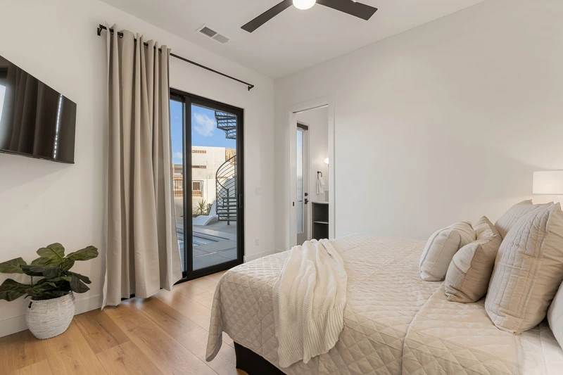 King Bedroom